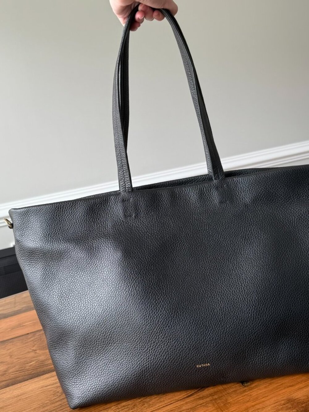 Cuyana Black Classic Easy Zipper Tote bag purse - NEW without tags - Picture 2 of 8